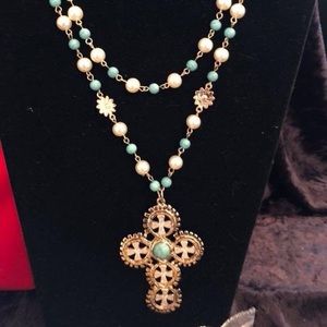 Necklace & earrings set - NEW